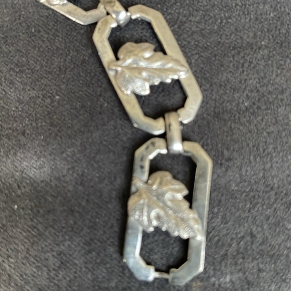 Vintage leaf link Sterling bracelet - Picture 2 of 6